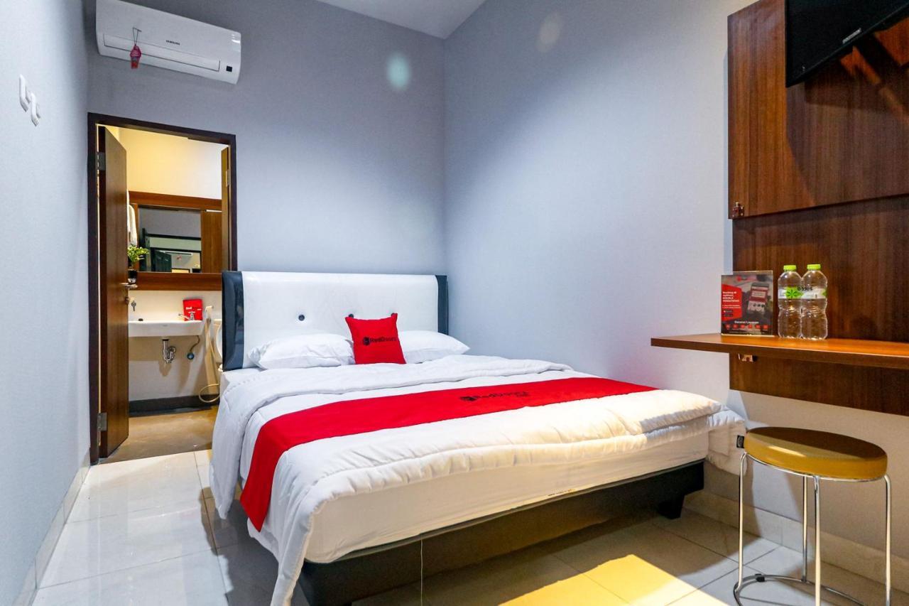 Reddoorz Near Kebon Jeruk Jakarta Exteriér fotografie