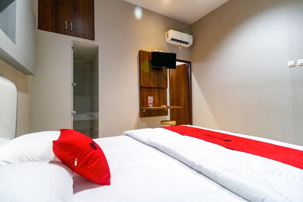 Reddoorz Near Kebon Jeruk Jakarta Exteriér fotografie