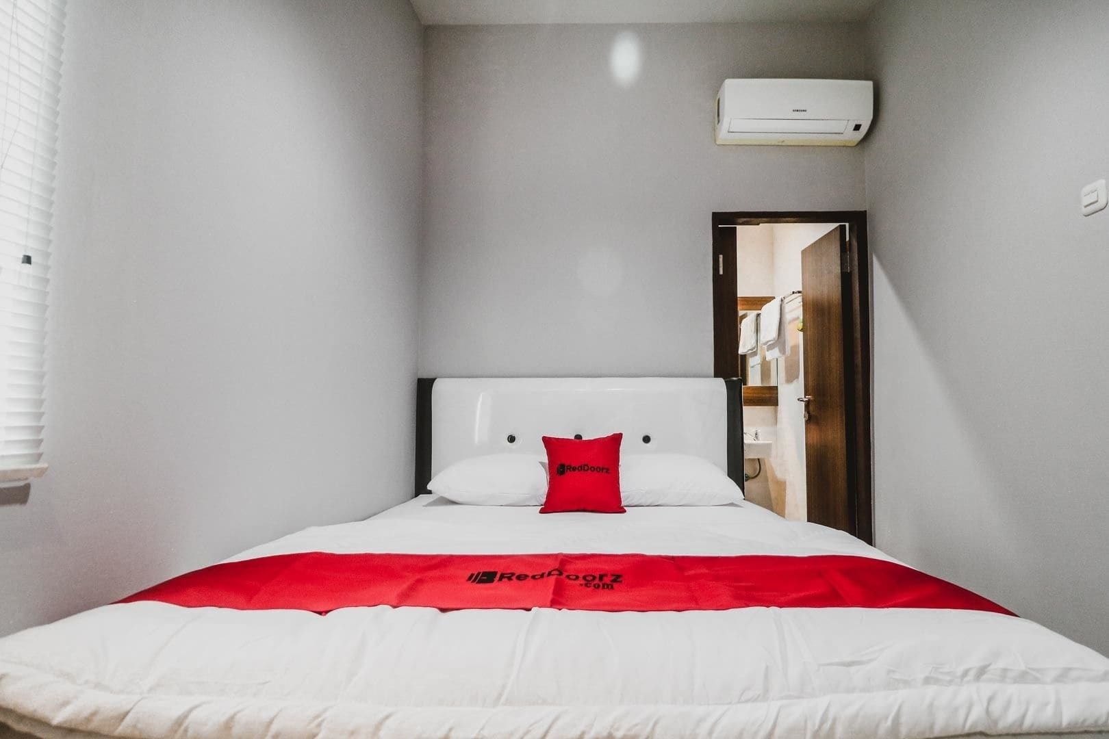 Reddoorz Near Kebon Jeruk Jakarta Exteriér fotografie